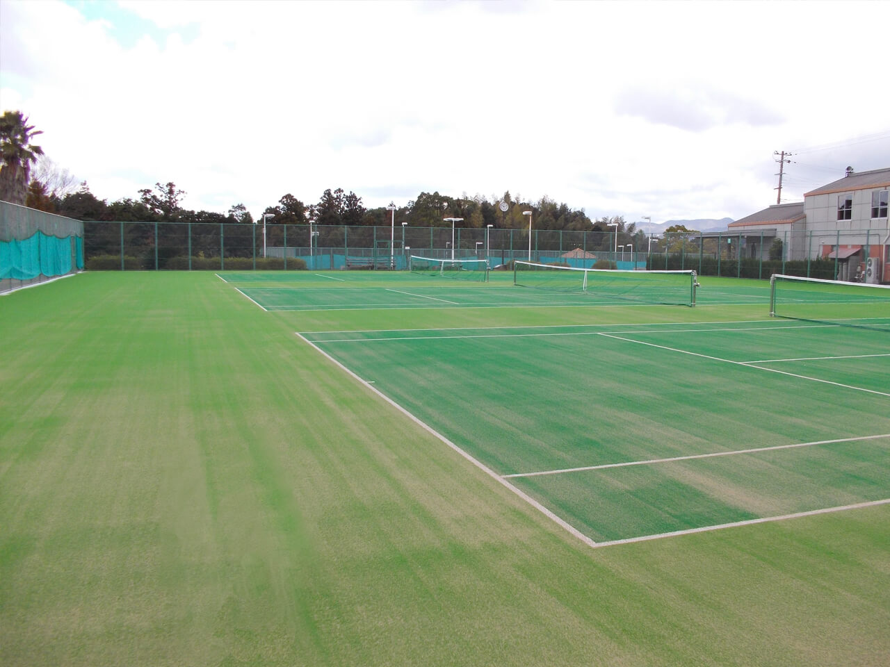 かわべテニス公園人工芝張り替え工事